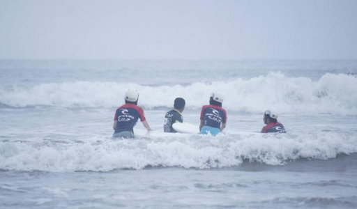 DoubleSix海滩冲浪好玩吗 DoubleSix海滩在哪里 DoubleSix海滩冲浪好玩吗 DoubleSix海滩在哪里