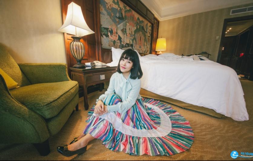 旅行穿什么衣服拍照好看 海边穿什么颜色衣服拍照好看